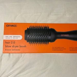amika blow dryer brush 2.0